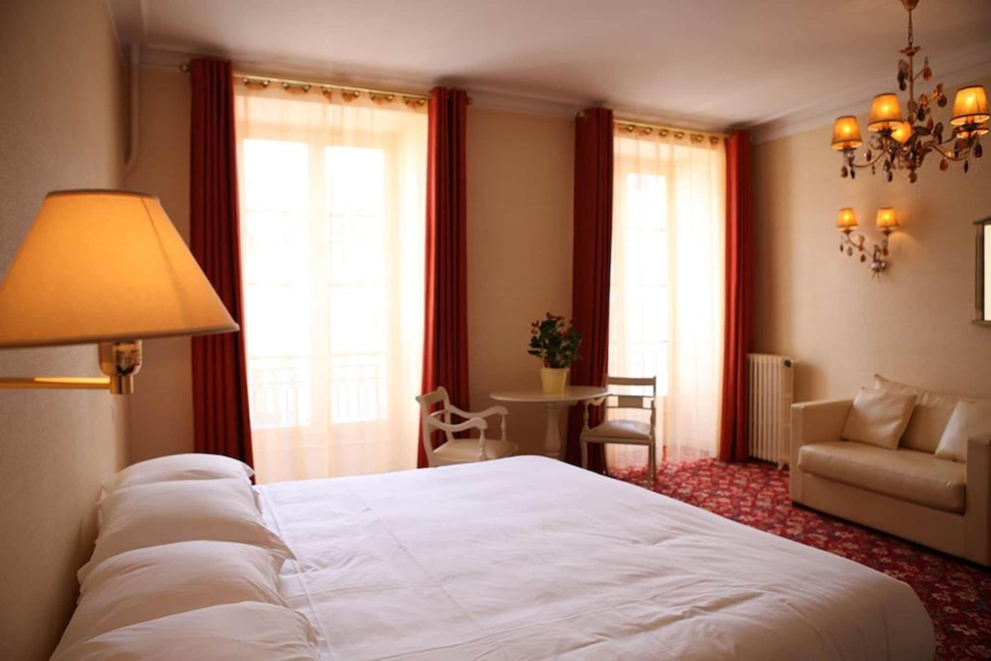 Hotel Le Roncevaux Pau Kültér fotó