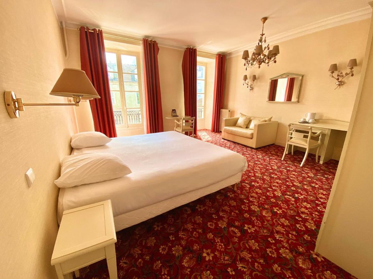 Hotel Le Roncevaux Pau Kültér fotó